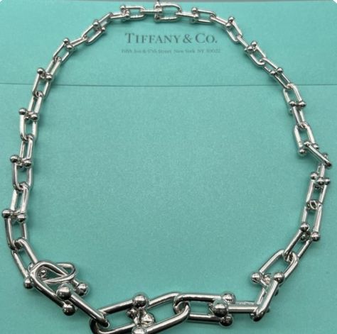 Tiffany HardWear Link Tiffany Necklace Silver, Tiffany Hardwear Necklace, Jewelry Content, Tiffany Hardwear, Tiffany And Co Necklace, Tiffany Necklace, Silver Surfer, Tiffany Co Jewelry, Tiffany And Co