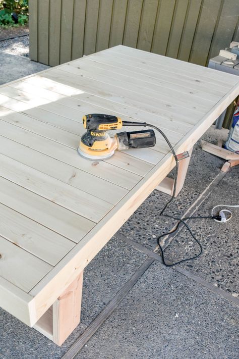 Fabrication Table, Diy Patio Table, Diy Outdoor Table, Tables Diy, Outdoor Furniture Plans, Wood Patio, Modern Patio, Diy Furniture Table, Furniture Tables