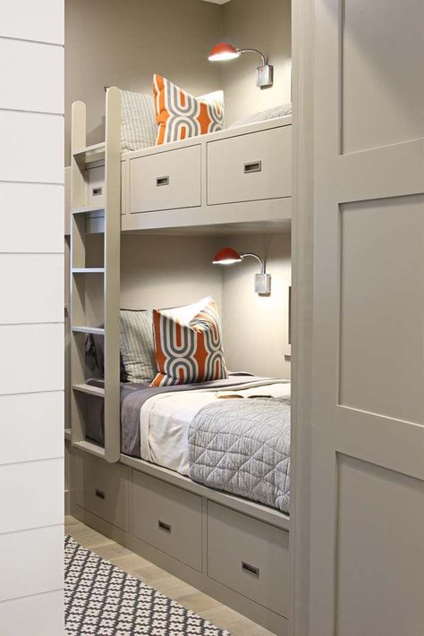 Modern Shared Kids Room Builtin Beds, Casa Disney, Murphy Bed Ikea, Modern Bunk Beds, Bunk Beds Built In, Built In Bunks, Bunk Rooms, Murphy Bed Plans, Bunk Beds With Storage