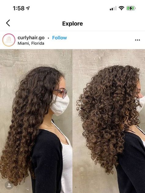 Curly Layers Before And After, Face Layers Curly Hair, U Shape Curly Hair, Round Face Haircuts For Curly Hair, How To Style Curly Layered Hair, 3b Hair Layers, Jayme Jo Haircut, Layers In Curly Hair Natural Curls, Best Haircuts For Long Curly Hair