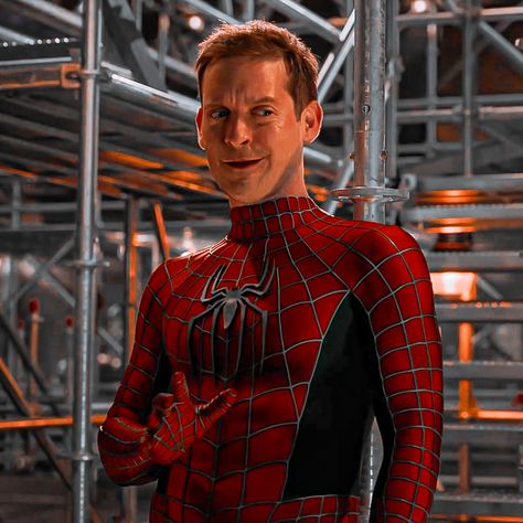 𝑇𝐴𝐺𝑆： #peterparker #spiderman #nowayhome #spidermannowayhome #petertwo #tobeyspiderman #tobeymaguire Spiderman Tobey, Spiderman App, Bully Maguire, Spiderman 2002, Spider Man Trilogy, Parker Spiderman, Peter Parker Spiderman, Marvel Wallpapers, Tobey Maguire