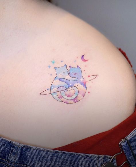 aesthetic tattoo cats hugging tattoo sky sunset tattoo moon Cute Simple Tattoos, Kawaii Tattoo, Cat Tattoo Designs, Cute Little Tattoos, Cute Tiny Tattoos, Tatuaje A Color, Aesthetic Tattoo, Elegant Tattoos, Little Tattoos