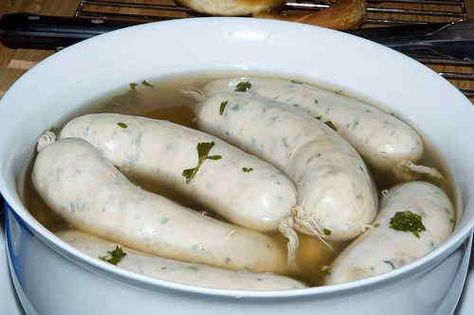 homemade weisswurst http://www.steffensdinners.com/content/weißwurst_(white_sausage) Dogs Food Recipes, White Sausage, Home Made Sausage, Austrian Cuisine, Bratwurst Recipes, Bavarian Recipes, Homemade Sausage Recipes, German Sausage, Austrian Recipes