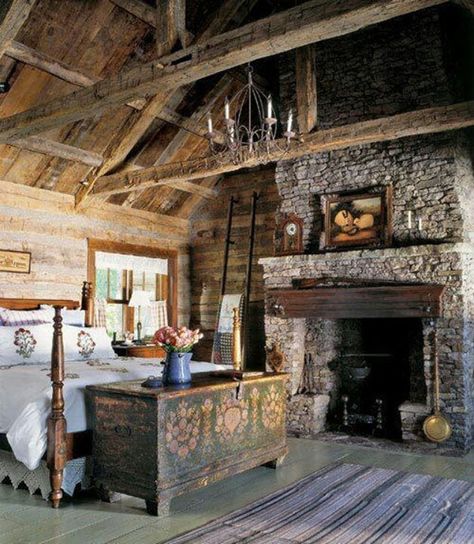 Barn Bedroom Design Ideas-31-1 Kindesign Design Camino, Barn Bedrooms, Design Ložnic, Rustic Cabins, Gothic Ideas, Cabin Chic, Lodge Homes, Cabin Bedroom, Casa Country