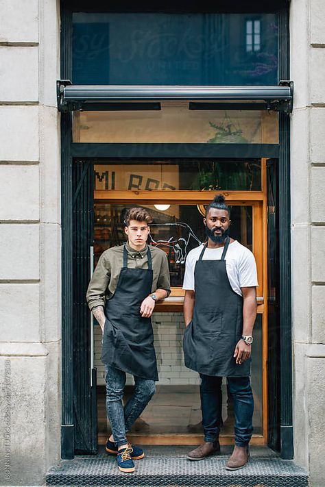 Baking Photography, Cafe Apron, Bar Business, Employee Uniform, Coffee Shop Branding, Coffee Shop Photography, Cafe Concept, Corporate Portrait, Business Portrait