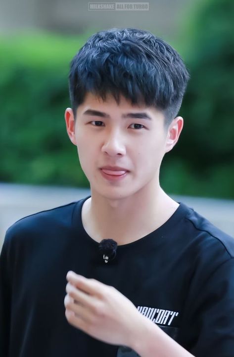 Asian Short Hair Men – Best Asian Short Hair Men - davidreed.co Male Undercut, Korean Haircut Men, Asian Men Short Hairstyle, Liu Haoran, Round Face Men, Asian Man Haircut, Korean Men Hairstyle, Mens Haircuts Short Hair, Korean Haircut