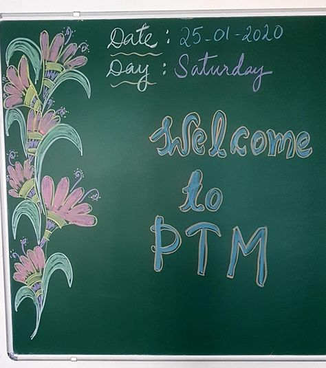 Board Work For School With Chalk, Class Black Board Decoration Ideas, Blackboard Border Designs, Black Board Decoration For Ptm, Classroom Chalkboard Ideas, Blackboard Decoration Classroom, Blackboard Decoration Ideas, Ankarli Dresses, Board Decoration Ideas School With Chalk