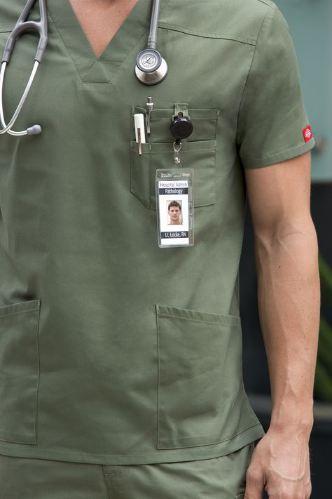 Scrubs Men Uniform, Medical Scrubs Men, Men Scrubs, Hospital Uniform, Medical Scrubs Fashion, Men's Uniform, Scrubs Pants, Medical Scrubs Outfit, Green Scrubs