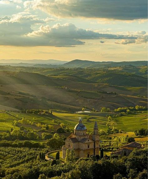 Green Europe Aesthetic, Italy Mountains Aesthetic, Europe Nature Aesthetic, Hillside Aesthetic, Green Travel Aesthetic, Green Mountain Aesthetic, Green Ethereal Aesthetic, Italy Countryside Aesthetic, Tuscany Aesthetic