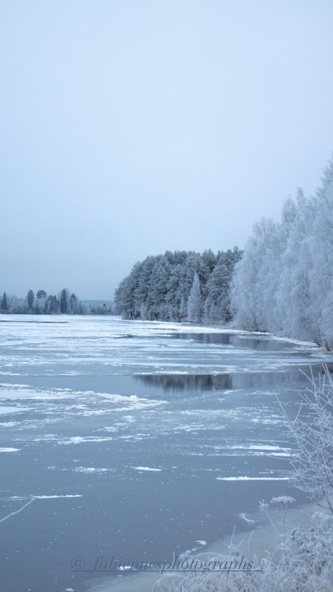 Frozen Lake Photography, Frozen Pond Aesthetic, Frozen River Aesthetic, Winter Magic Aesthetic, Elsa Aesthetic Frozen, Frozen Lake Aesthetic, Riverside Aesthetic, Blue Winter Aesthetic, Frost Landscape