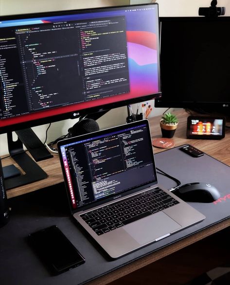 #pc #setup #workplace #programming Programmer Setup, Work Mood, Apple Set, Money Exchange, Workspace Ideas, Computer Photo, Coding Tutorials, Computer Desk Setup, Desktop Setup