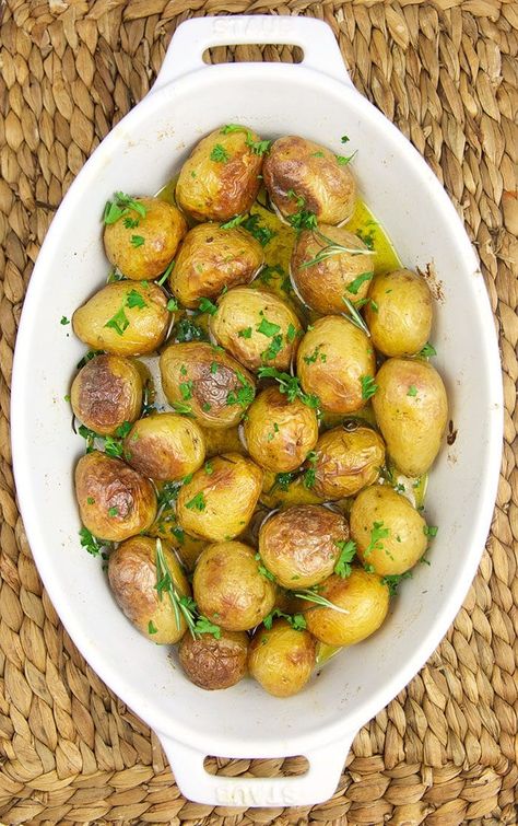 Oven Roasted Baby Potatoes - The Suburban Soapbox Oven Roasted Baby Potatoes, Best Roasted Potatoes, Oven Baked Vegetables, Baby Potato Recipes, Easy Oven Baked Chicken, Parmesan Roasted Potatoes, Roasted Baby Potatoes, Potatoes In Oven, Oven Baked Chicken Breasts