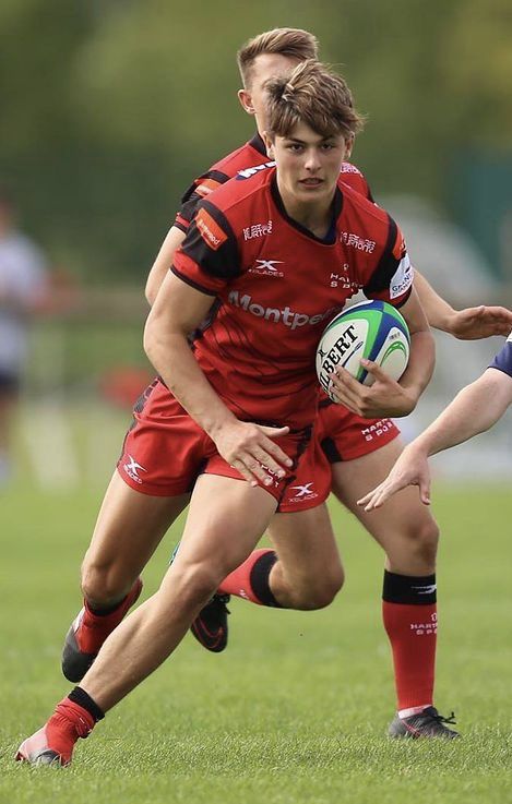 Rugby Aesthetic Boy, Rugby Boy Aesthetic, Louis Rees Zammit, Rugby Lads, Rees Zammit, Rugby Photography, Printable Ruler, Photo Sport, Rugby Uniform