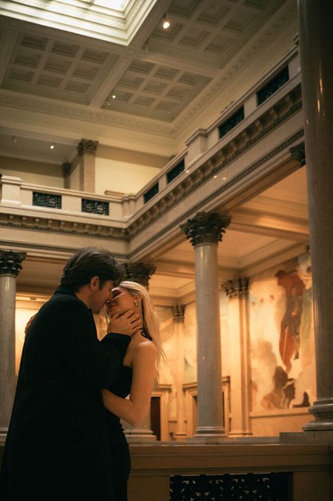 North Eastern Engagement photos at Carnegie Museum of Art and Natural History in Oakland Pittsburgh PA, Carnegie Museum of Art Architecture Grand Staircase at Carnegie Museum of Art photos in Pittsburgh, Get inspired by engagement location ideas, non traditional engagement photos inspo, engagement outfit ideas dress inspo, engagement  aesthetic, Urban City engagement ideas, and engagement photos ideas PA! Book Natalia for your Pittsburgh engagement or Pittsburgh wedding at nataliabaqueiro.com Engagement Photos Museum Aesthetic, Museum Engagement Pictures, Ralph Lauren Engagement Photos, Art Museum Wedding Photos, Art Institute Engagement Photos, Museum Engagement Shoot, Art Museum Engagement Shoot, Museum Photoshoot Ideas Couple, Engagement Photos Art Museum