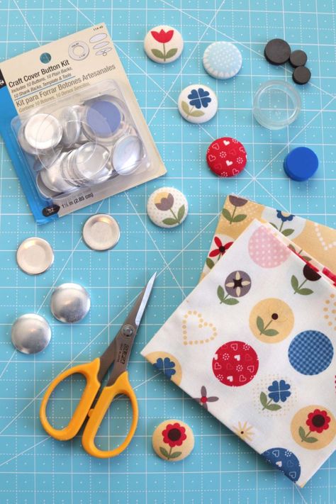 Covered Button Magnet Tutorial + Other Last Minute Gift Ideas - Diary of a Quilter - a quilt blog Covered Button Crafts, Fabric Badge Reel Diy, Diary Of A Quilter, Last Minute Gift Ideas, Magnet Crafts, Button Magnets, Patriotic Crafts, Diy Buttons, Small Sewing Projects