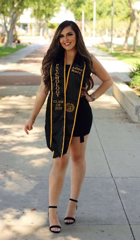 Csulb Graduation Pictures, Graduate Ideas, Graduation Pose, College Grad Cap Ideas, Graduation Cap Decoration Diy, Grad Outfits, Grad Photography, Graduation Sash, Graduation Photography Poses