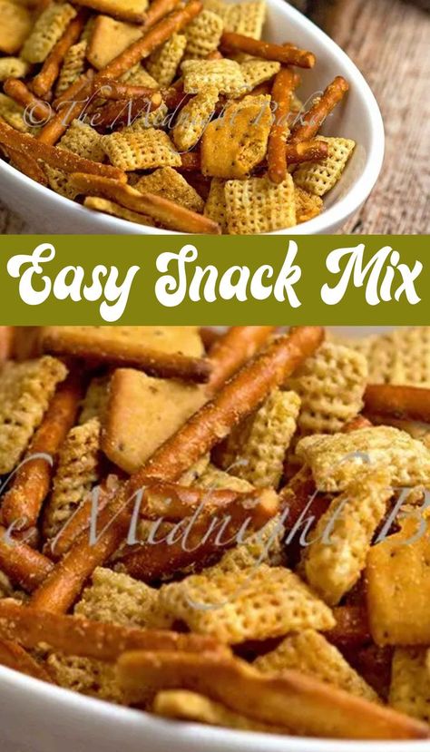 Parmesan Garlic Snack Mix is a quick and easy snack to make for Father's Day parties. It's so easy to make and he will love the crunch in it. Made with simple ingredients, this snack mix is a must make as an appetizer for Father's Day gatherings. Trust me, Dad will LOVE it. Garlic Snack, Chex Snack Mix, Easy Snack Mix, Homemade Chex Mix, Pretzel Snacks, Cereal Snacks, Chex Mix Recipes, Snack Mix Recipes, Chex Mix