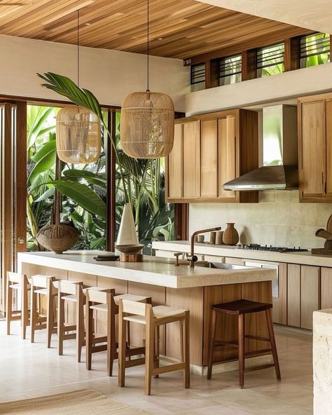 Tropical Inspired Kitchen, Tropical Interior Design Kitchen, Wooden Kitchens Modern, Kitchen Tropical Design, Tropic Interior Design, Kitchen Interior Boho, Tropical Kitchen Design Ideas, Modern Tropical Kitchen Design, Bali Style Home Kitchen