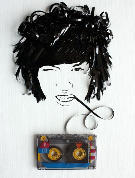 Cassette Tape Art, Ghost In The Machine, Book Origami, Tape Art, Upcycled Art, Deco Retro, Tape Crafts, Recycled Art, Conceptual Art