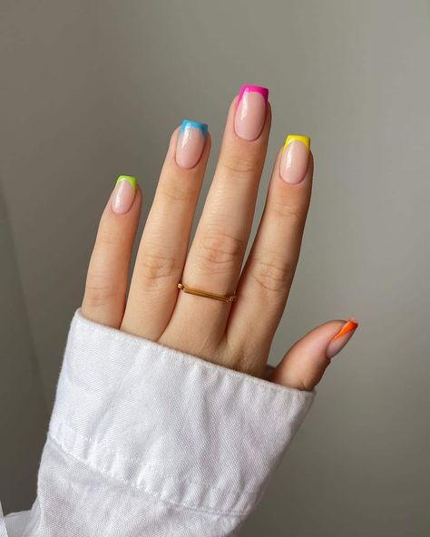 80 Cute Summer Acrylic and Gel Nails to Try Acrylic And Gel Nails, Ongles Gel French, Gel Nails French, Beauty Hacks Nails, Hello Nails, Simple Gel Nails, Acrylic Coffin, Nails 2023, Easter Nails