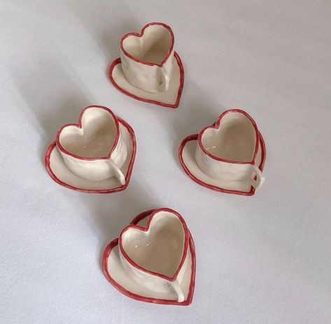 Valentine Plates, Pot Crafts, Clay Cup, Air Dry Clay Projects, Clay Stuff, Pretty Mugs, Clay Pot Crafts, Clay Mugs, Pottery Crafts