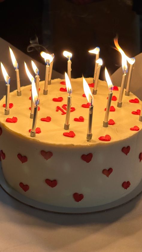 16 Candles Birthday Cake, Hot Birthday Cake, Cakes For 15th Birthday Girl, 16 Cakes Birthday, Birthday 15 Cake, Birthday Cakes For 16th Birthday, 16th Birthday Ideas Cake, Birthday Cake For 15, Red Cake Ideas Birthdays