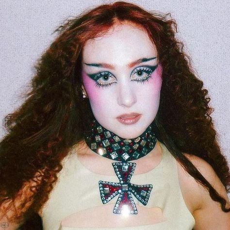 Chappell Roan Coachella Makeup, Chapple Roan Makeup, Chapelle Roan Makeup, Chapel Roan Makeup, Chappell Roan Coachella, Chappel Roan Makeup, Chappell Roan Makeup, Drag Makeup Looks, Chapple Roan