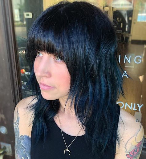 60 Most Universal Modern Shag Haircut Solutions Medium Textured Hair, Blue Black Hair Color, Modern Shag Haircut, Blue Black Hair, New Short Hairstyles, Black Hair Color, Shag Hairstyles, Shag Haircut, Girl Short Hair