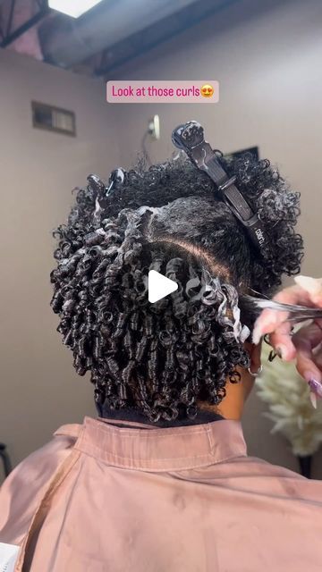 Natural Spiral Curls, Short Hair Coils Natural Curls, Coil Curls On Natural Hair, Hair Coils Hairstyles, Fingercoils Hairstyle, Finger Coils Short Natural Hair, How To Finger Coil, 4c Finger Coils, Finger Curls Natural Hair