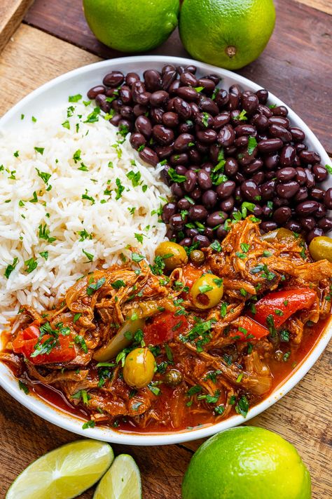 Ropa Vieja (aka Cuban Style Shredded Beef) Cuban Cuisine, Cuban Style, Shredded Beef, Dinner Recipes For Family, Cuban Recipes, Simple Recipes, Beef Dishes, Tasty Dishes, Healthy Dinner Recipes