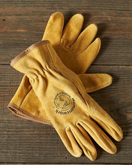 Chic Garden Attires You Need To Attend Your Garden | Leather Gardening Gloves, Leather Work Gloves, Hydroponic Farming, Hydroponics Diy, Gauntlet Gloves, Survival Garden, Gardening Gear, Survival Gardening, Garden Tool Storage