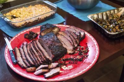 Beef brisket is a staple for any barbecue because it is a versatile and inexpensive cut of beef. A roaster will cook your brisket in a similar time frame and manner as using a roaster pan in your regular oven, and many roasters have a nonstick liner that can be removed and cleaned, which makes cleanup a breeze. Many home cooks also prefer electric... Brisket In Electric Roaster, Brisket In Roaster, Brisket In A Roaster, Brisket In Roaster Oven, Nesco Recipes, Oven Cooked Brisket, Roaster Oven Recipes, Roaster Recipes, Turkey Roaster