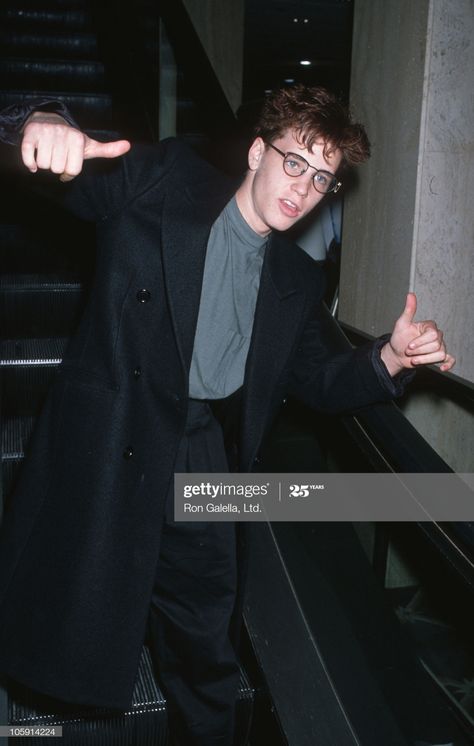 Corey Haim Young, 80s Boys, The Lost Boys 1987, Corey Haim, 80s Actors, Twice Photoshoot, 90s Actors, 80s Men, 90s Men