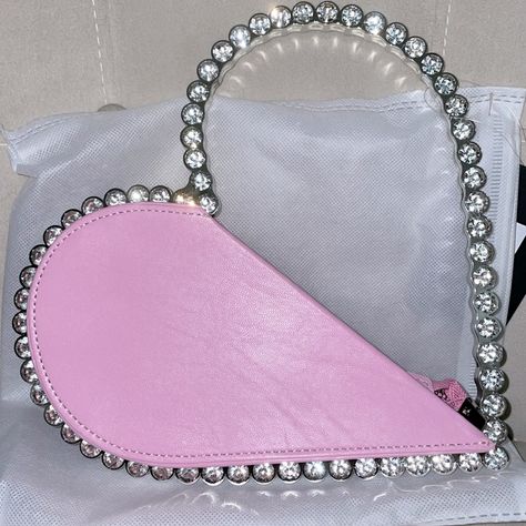 Brand New With Tags Crystal Heart Pink Half Heart Clutch Perfect Valentine’s Day Accessory Same/Next Day Shipping Heart Shaped Hands, Heart Clutch, Crystal Purse, Half Heart, Clear Clutch, Leopard Clutch, Clutch Purse Black, Crossover Bags, Bags Pink