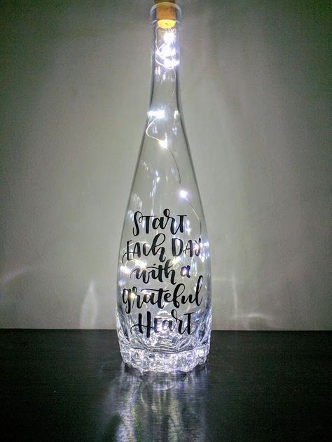 Wine Bottles Diy Ideas, Light Bottles Ideas, Light In Bottle, Bottle Lamp Ideas, Bottle With Lights, Wine Bottle Project, Wine Bottle Lamp, Hand Painted Wine Bottles, Empty Wine Bottles