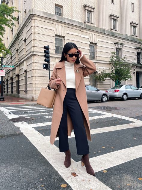 petite work outfit with boots uniqlo camel coat // how to style sock booties for the office Petite Coats For Women, Work Outfit With Boots, Sock Boots Outfit, Uniqlo Coat, Extra Petite Blog, Winter Work Outfit, Outfit With Boots, Tan Trousers, Extra Petite