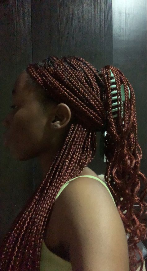 Half Up Half Down Claw Clip With Braids, Claw Clip Hairstyles Braids With Beads, Hairstyles To Do With Claw Clips Braids, Braids With Clips Hairstyles, Claw Clip Styles Braids, Half Up Half Down Claw Clip Braids, Braids Hairstyles With Claw Clip, Claw Clip Hairstyles Black Women Braids, Claw Clip Braids Hairstyles