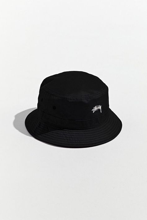 Stussy Hat, Stussy Bucket Hat, Egirl Aesthetic, Fits Inspo, Street Fashion Photography, Men Fashion Casual Outfits, Cute Hats, Bucket Hats, Mens Casual