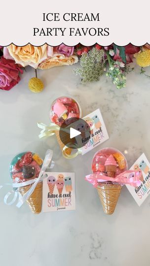 Class Party Ideas, Ice Cream Party Favors, Ice Cream Party Theme, Ice Cream Gift, Summer Favors, Instagram Class, End Of Year Party, Ice Cream Containers, Cute Ice Cream