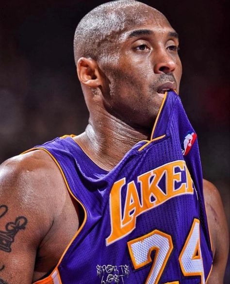 Kobe Bryant Face, Nba Aesthetic, Kobe Bryan, Nba Style, Mamba Forever, Kobe Mamba, Kobe Bryant Family, Buddha Tattoos, Kobe Bryant Pictures