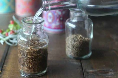 6 Benefits of Valerian Root (Plus How To Make Valerian Tincture And Tea) For Sleep, Valerian Tea, Tinctures Recipes, Lemon Balm Extract, Allergy Remedies, Herbal Tinctures, Herbal Recipes, Herbal Apothecary, Valerian Root