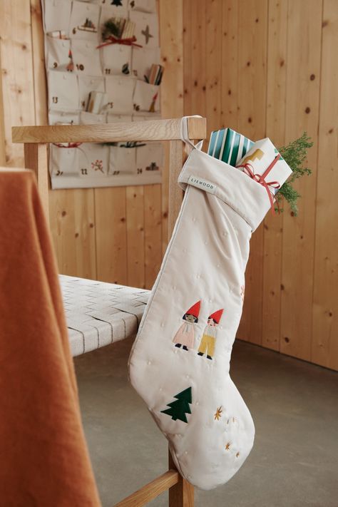 Organic Christmas stocking as Christmas idea for children or new Christmas tradition. Holiday print and cute decoration for children room. Quilted Stockings Christmas, Stockings Christmas, Felt Stocking, Magnetic Tiles, Baby Kit, Big Gifts, Dream Holiday, Scandinavian Christmas, Changing Seasons