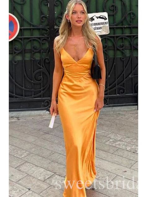 Orange Mermaid, Orange Satin, Prom Dress Inspiration, Long Evening Gowns, Custom Size Dresses, Prom Dresses Online, Gown Prom, Grad Dresses, Mode Ootd