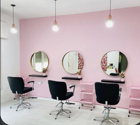 Salon Suite Decor Small Spaces, Studio Pia, Salon Suite Decor, Beauty Shop Decor, Makeup Studio Decor, Esthetician Room Decor, Spa Room Decor, Hair Salon Design, Hair Salon Interior