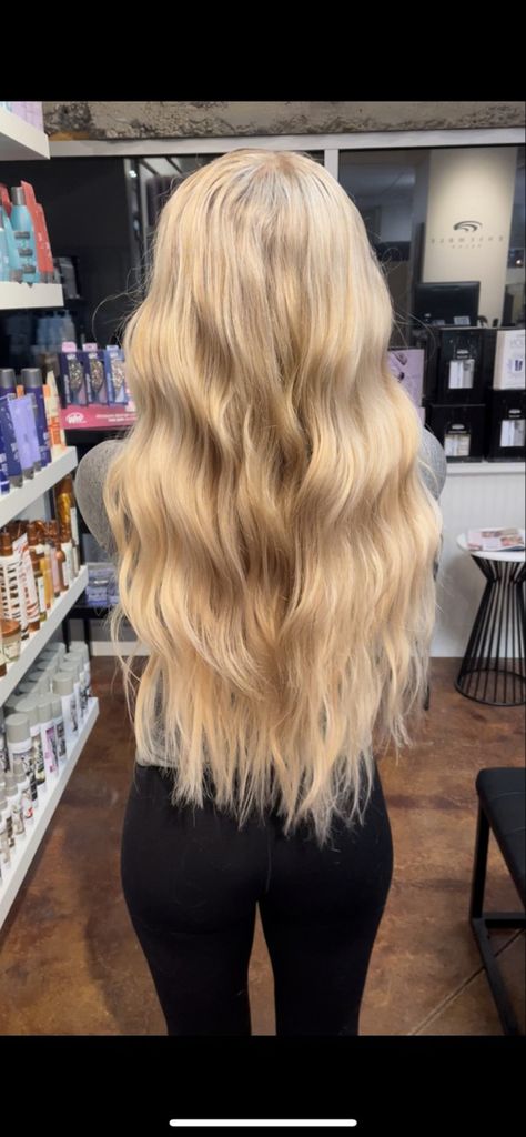 Pretty Blonde Hair Aesthetic, 20 Inch Blonde Hair Extensions, 20 Inch Hair Extensions Blonde, Blond Hair With Extensions, 22 Inch Blonde Extensions, Long Blonde Hair Extensions Ideas, 22 Inch Hair Extensions Blonde, Long Blonde Curled Hair, Country Blonde Hair