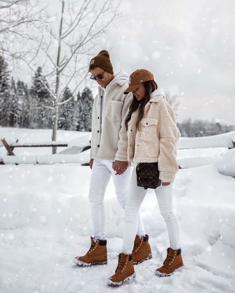 Matching Winter Outfits For Couples, Couples Winter Outfits, Couple Winter Outfits, Winter Wonderland-party, Couple Outfits Matching, Mia Mia Mine, Couple Outfit Ideas, Couple Matching Outfits, Couple Fits