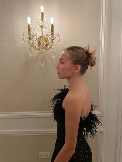 Long Black Dress Feathers, Feather Dresses 2023, Strapless Feather Dress, Sequined Feather Dress, Long Black Dress With Feathers, Black Feather Dress Outfit, Black Prom Dress With Feathers, Black Feather Prom Dress, Feather Top Dress