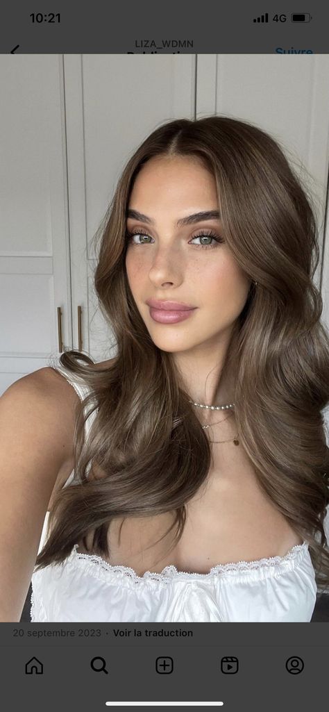 Light Brown All Over Hair Color Natural, Single Tone Brown Hair, Box Dyed Brown Hair, Light Neutral Brown Hair Color, Hair Colour Inspiration Brunette, Hazel Brunette Hair, Neutral Ashy Brown Hair, Brown Hair Fair Skin Green Eyes, Blue Green Eyes Hair Color