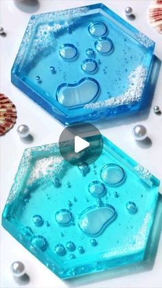 Resin Beginner, Resin Bubble, Coaster Crafts, Pvc Board, Resin Coaster, Resin Design, Resin Coasters, Handmade Coasters, Resin Tutorial