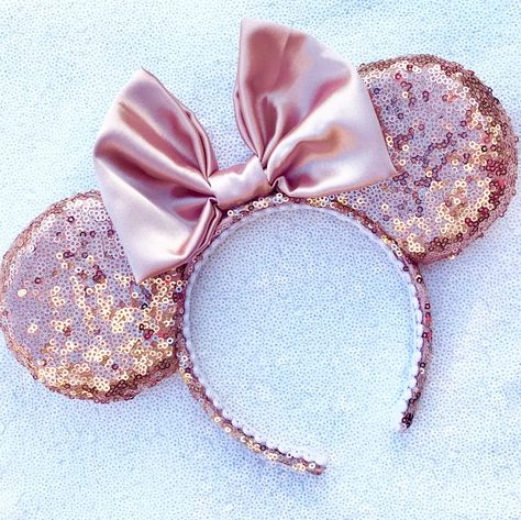 Diy Disney Ears, Disney Ears Headband, Diy Mickey Ears, Disney Mouse Ears, Mickey Mouse Ears Headband, Disney Minnie Mouse Ears, Minnie Birthday Party, Barbie Doll Set, Disney Mickey Ears